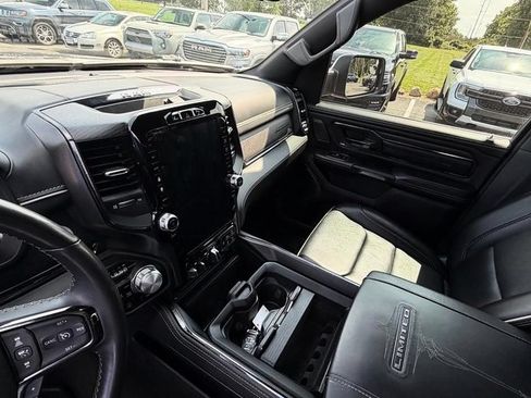 Used 2023 RAM 1500 Limited AWD/4WD image 7