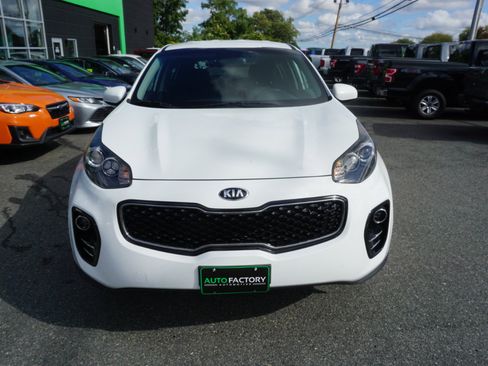 Used 2019 Kia Sportage LX image 4