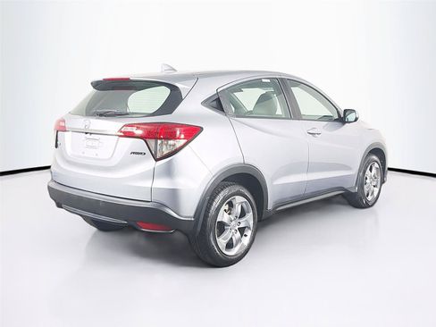 Used 2021 Honda HR-V LX image 11