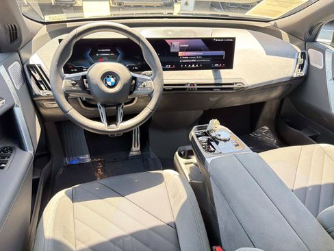 Used 2026 BMW iX xDrive60 AWD/4WD image 7