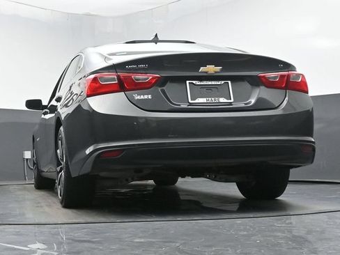 Used 2017 Chevrolet Malibu LT FWD image 53