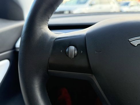 Used 2021 Tesla Model 3 Long Range image 29