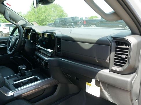 New 2026 Chevrolet Silverado 1500 LTZ AWD/4WD image 14