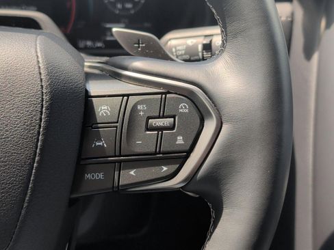 Used 2025 Lexus LX 700h Overtrail AWD/4WD image 15