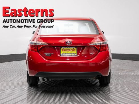 Used 2016 Toyota Corolla LE FWD image 5