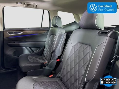 Certified 2025 Volkswagen Atlas SEL Premium R-Line image 25