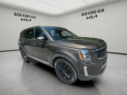 Used 2022 Kia Telluride SX w/ SX Prestige Package AWD/4WD image 7