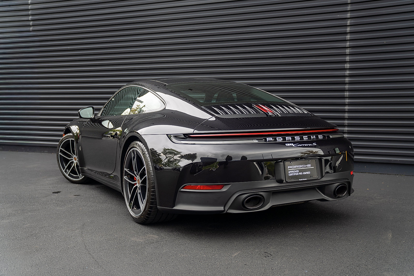 Used 2026 Porsche 911 Carrera S RWD image 3