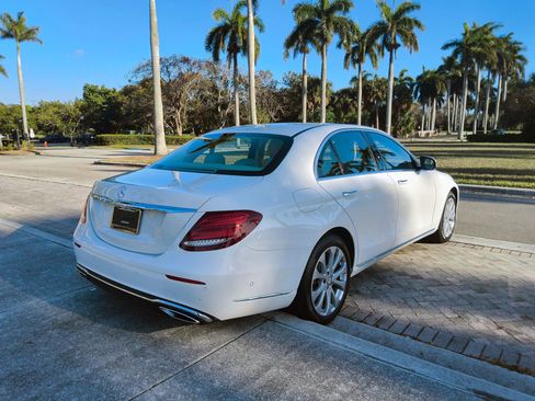 Used 2017 Mercedes-Benz E 300 image 19