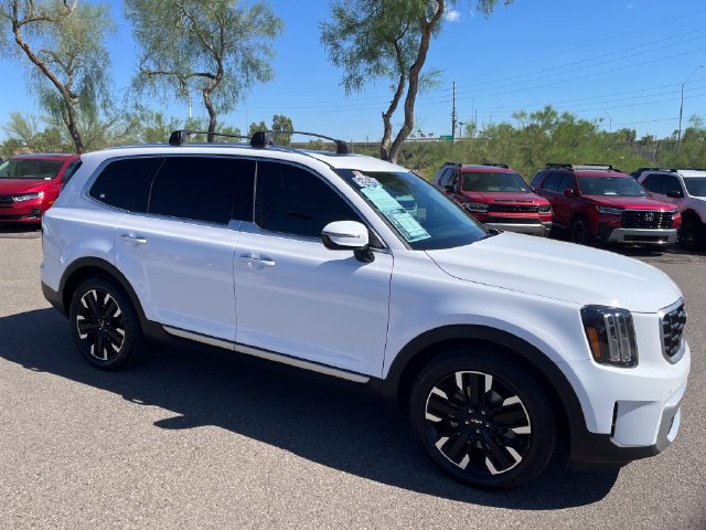 Used 2024 Kia Telluride SX Prestige w/ Towing Package AWD/4WD image 27
