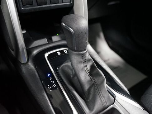 Certified 2024 Toyota Corolla Cross LE image 21