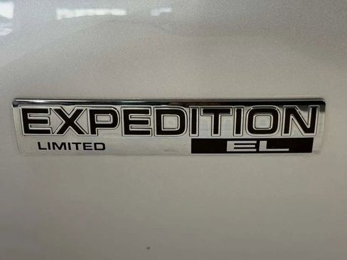 Used 2014 Ford Expedition EL Limited w/ Equipment Group 301A RWD image 12