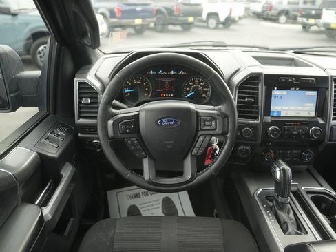 Used 2017 Ford F150 XLT w/ Equipment Group 302A Luxury image 21