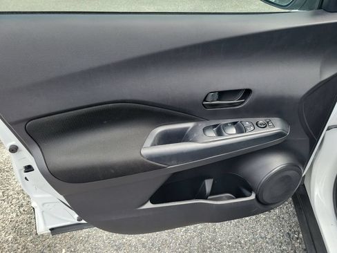 Used 2024 Nissan Kicks S FWD image 26