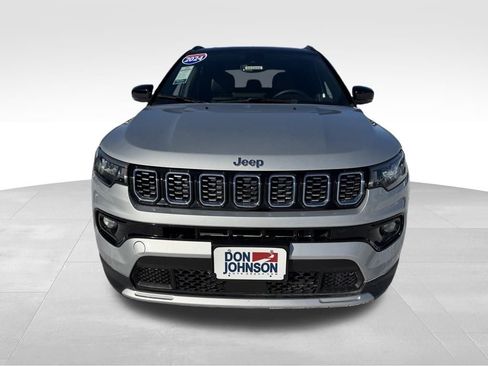 Used 2024 Jeep Compass Limited image 34
