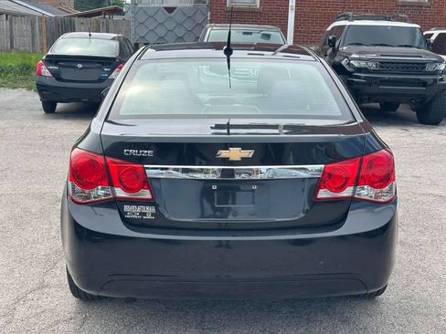 Used 2014 Chevrolet Cruze LS FWD image 9
