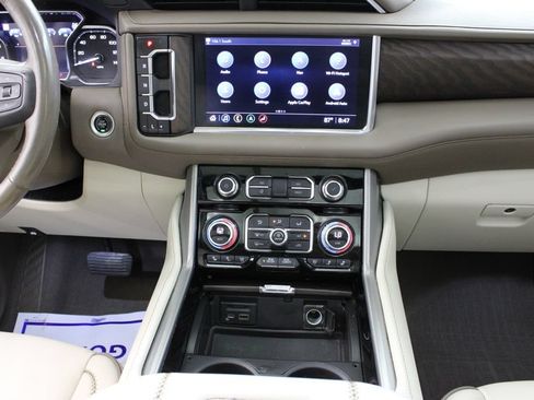 Used 2021 GMC Yukon Denali AWD/4WD image 23