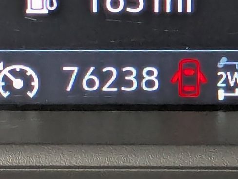 Certified 2022 GMC Sierra 1500 SLT w/ SLT Convenience Package image 23