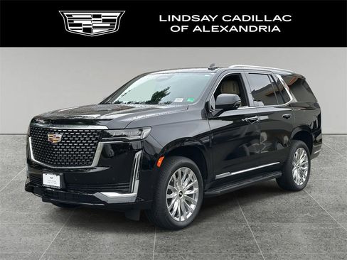 Used 2024 Cadillac Escalade Premium Luxury image 1