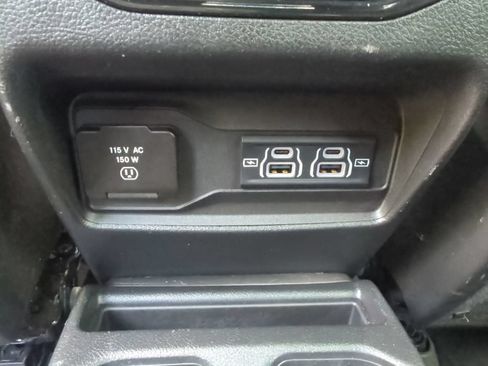 Used 2024 Jeep Grand Cherokee L Altitude AWD/4WD image 42