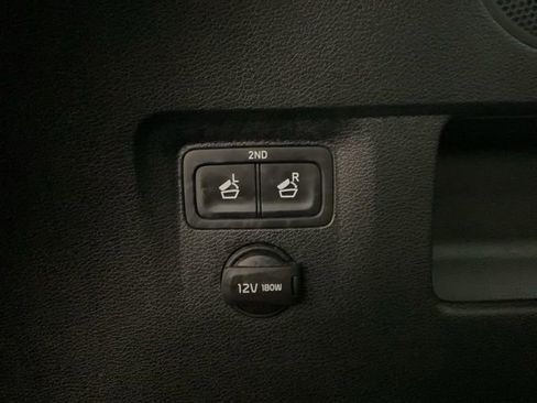 Used 2022 Kia Telluride SX w/ SX Prestige Package image 42