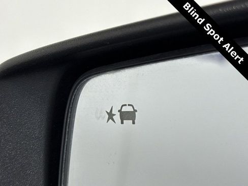 Used 2018 Chevrolet Malibu Premier w/ Premier Sun and Wheel Package image 24