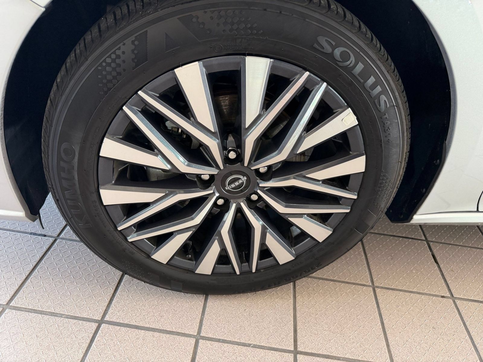 Used 2026 Nissan Altima 2.5 SV FWD image 24