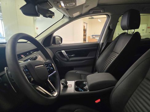 Certified 2025 Land Rover Discovery Sport S image 21