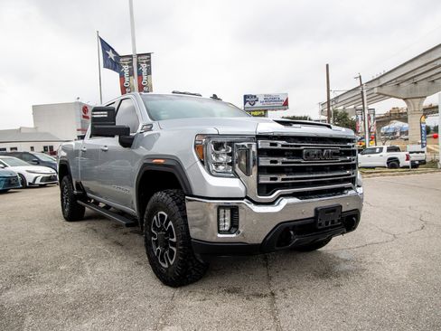 Used 2020 GMC Sierra 2500 SLE w/ SLE Value Package; image 6
