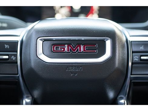 Used 2023 GMC Canyon Elevation w/ Convenience Package RWD image 3