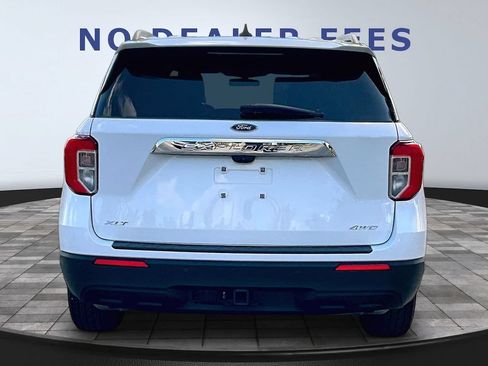 Used 2022 Ford Explorer XLT w/ Class IV Trailer Tow Package AWD/4WD image 5