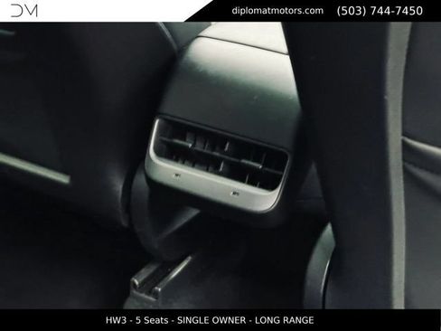 Used 2023 Tesla Model Y Long Range AWD/4WD image 21