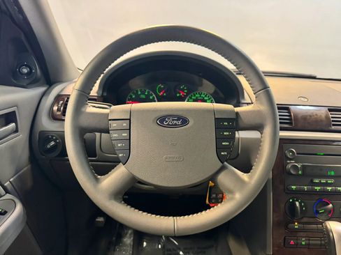 Used 2007 Ford Five Hundred SEL image 11