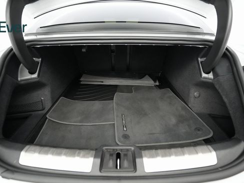 Used 2021 Porsche Taycan 4S image 26