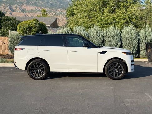 Used 2023 Land Rover Range Rover Sport SE Dynamic AWD/4WD image 8