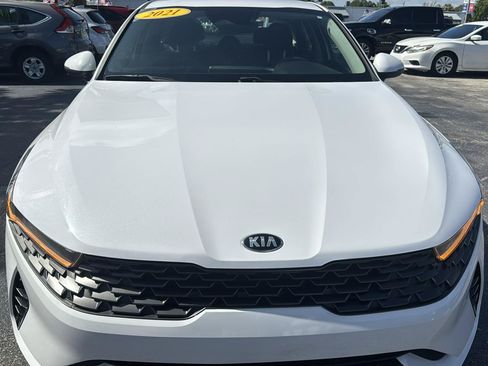Used 2021 Kia K5 LXS FWD image 4