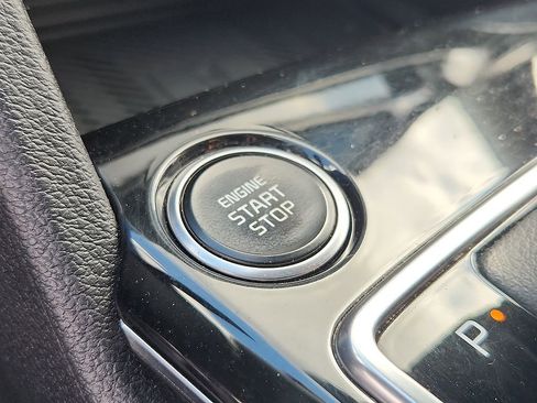 Used 2023 Kia Sportage EX image 25