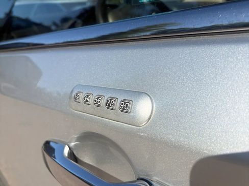 Used 2013 Lincoln MKX AWD image 11