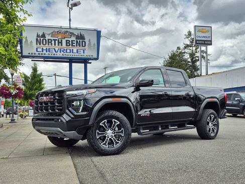 Used 2023 GMC Canyon AT4 AWD/4WD image 1