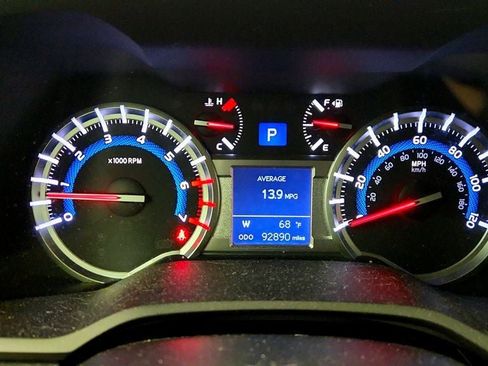 Used 2019 Toyota 4Runner Limited image 15