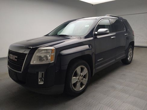 Used 2015 GMC Terrain SLE w/ Chrome Edition image 2