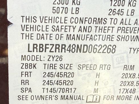 Used 2022 Buick Envision Avenir w/ Technology Package II image 31