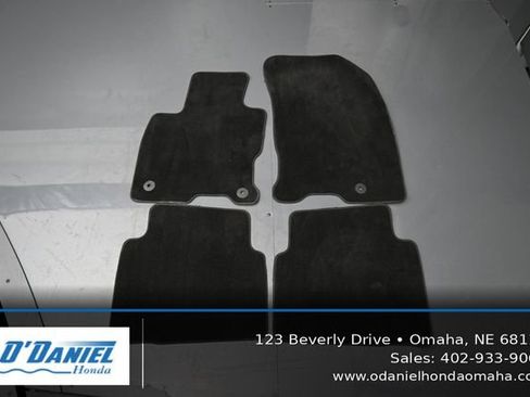 Used 2025 Lincoln Corsair Grand Touring AWD/4WD image 39