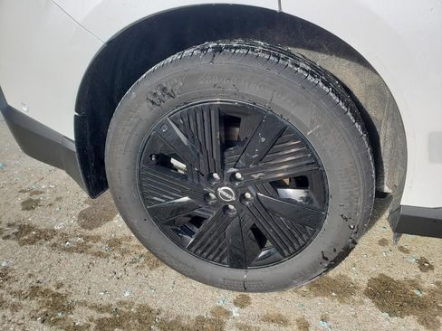 Used 2025 Nissan Murano SV image 44