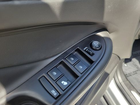 Used 2019 Buick Envision Essence image 26