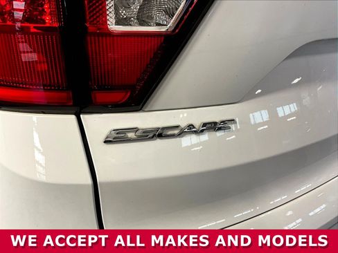 Used 2019 Ford Escape SE AWD/4WD image 24