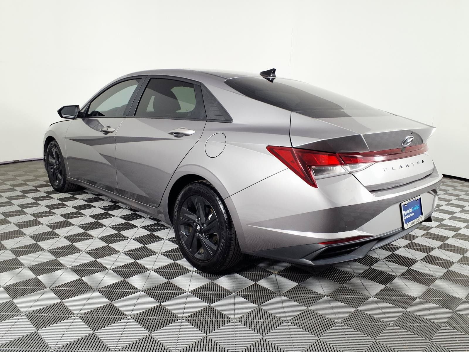 Certified 2023 Hyundai Elantra SEL FWD image 6