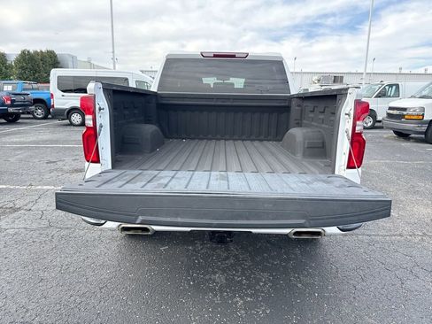 Used 2021 Chevrolet Silverado 1500 RST w/ Z71 Off-Road Package AWD/4WD image 24