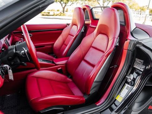 Used 2013 Porsche Boxster S image 4