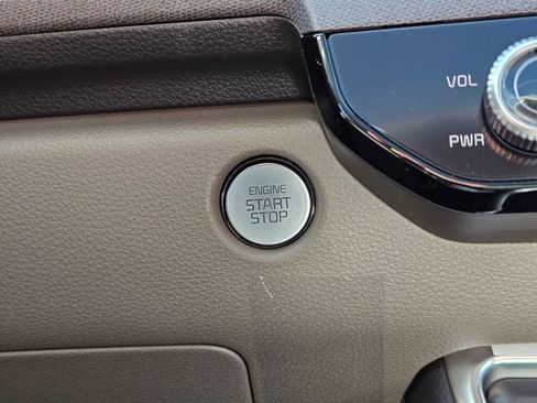 New 2026 Kia Carnival SX image 18